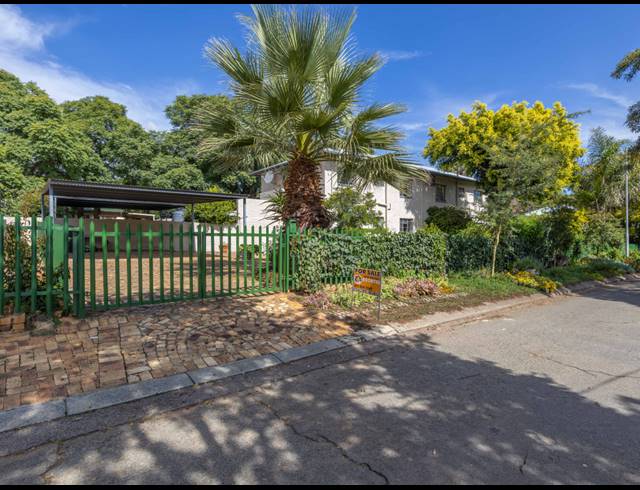 2 BEDROOM TOWNHOUSE FOR SALE IN MODDERFONTEIN
